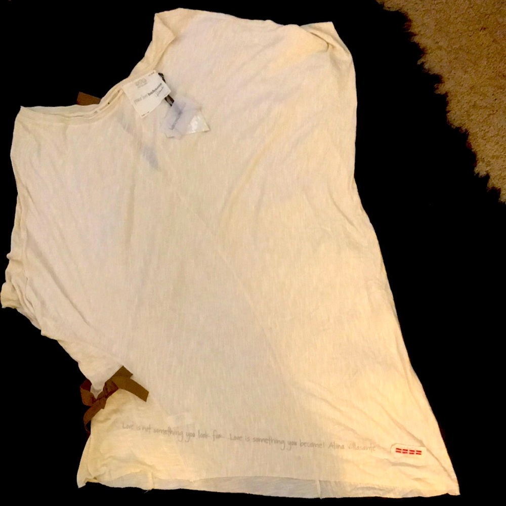 Peaceloveworld shirt. New with tags.